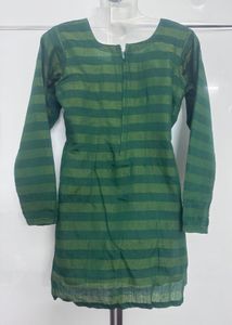 Green Embroidered Kurta