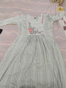Striped Floral Kurta(Never Worn)