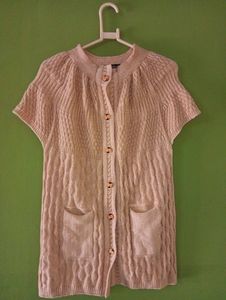 Sleevless Sweater