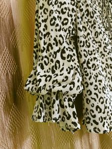 Leopard Print Off-Shoulder Top