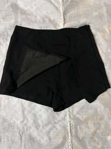 SHEIN SKORT