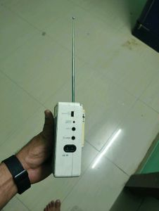 Vintage Pocket FM Radio - Not in work condi6