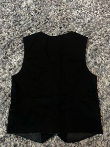 Black Vest top