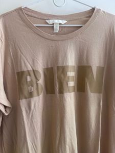 Beige Graphic Tee - &#39;Bien&#39; Slogan