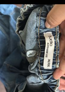 A Cargo Jeans