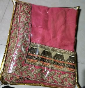 Heavy Bordar Saree With Stitched Blouse