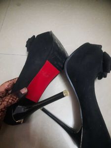 Black Platform Heels with Red Bottoms