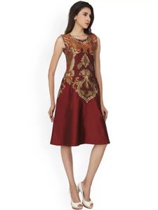 Korean Pinterest Women Maroon Self-designed
