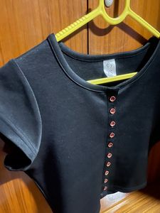 Black Crop Top Size XS