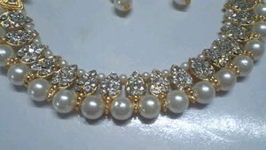 Necklace #GoldenWhite #Har