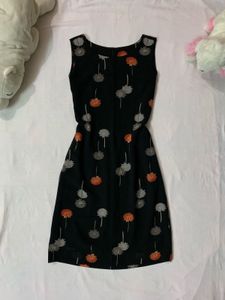 Gorgeous 😍 Floral Print Sleeveless Dress