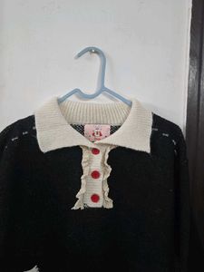 Cute Embroidered Knit Sweater fits S/M