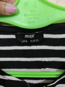Black And White Strips Crop Top