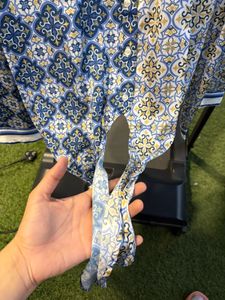 Kazo Shirt with Tile Print, Tie-up Style.