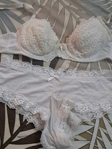 Combo Of Five Imported Fabric Bra  N Padded  Panty
