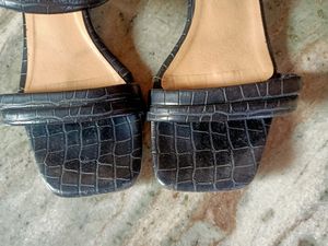 Black Sandal