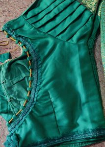 Heavy Beautiful Saree🩵