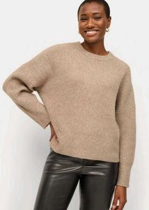 Zara Pullover 🍓