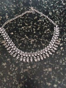 Exclusively Beautiful, Absolutely New Metal Artificial Set...