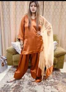 Elegant Salwar Suit Set
