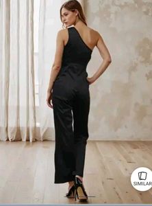 Chic Black One-Shoulder Jumpsuit