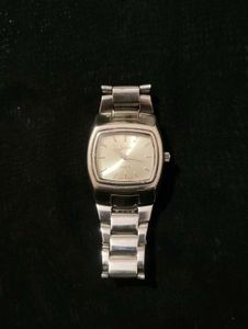 Jolt Quartz Watch