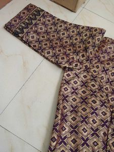 Elegant Mehendi Green Saree with fancy Blouse