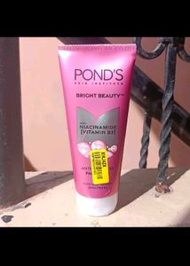 Pond&#39;s Bright Beauty Face Wash - Niacinamide