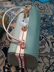 Elegant Clutch