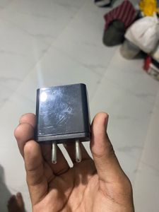 Croma 18W Quick Charger