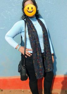 Stylish Blue Knit Top