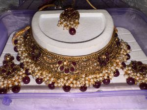 BMaroon Necklace Choker With Maangtika And Earing