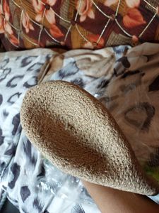ATTRACTIVE JUTE SLING BAG