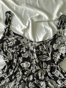 Black Lily Top