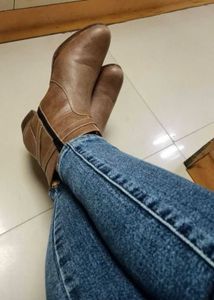 Brown Leather Boots 👢
