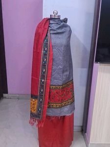 Elegant Kurta Set & Dupatta