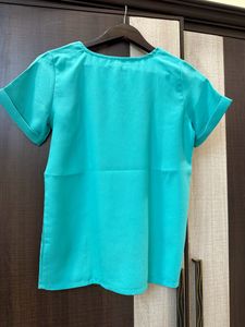 Sea Green Top