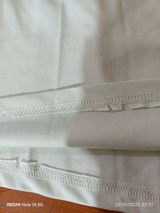 Stylish  Basic T-Shirt – Second Hand, Like New