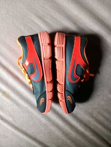 Unisex Orange Sport Shoe
