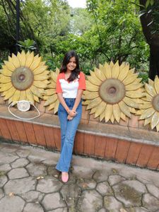 A Crop Top White Orange Colour