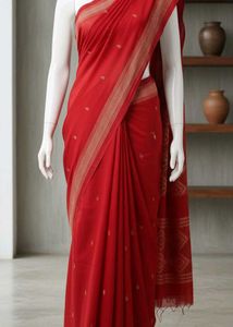 Hot Red Saree (⁠◕⁠ᴗ⁠◕🌺)