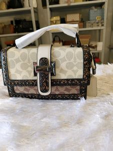 HANDBAGS HI HANDBAG🛍️🛍️