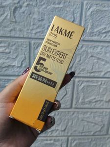 Lakme Dry Matte Fluid Sunscreen