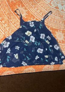 Tops Or Sharage