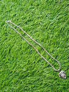 beautiful silver chain
