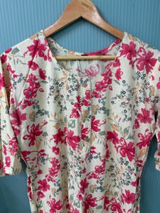Short Kurti For Women .
