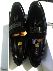 Stylish Black Patent Loafers for Men