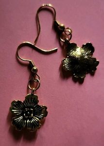 Floral Drop Earrings_Antique Look [NEW]