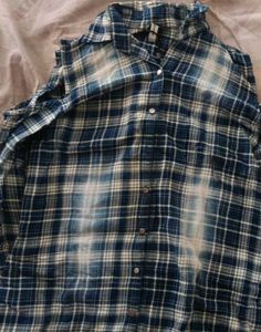 trendy checked Cut shoulder full sleeves shirt
