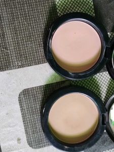 MAC Studio Fix Powder Plus Foundation